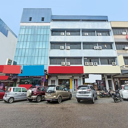 Oyo 90544 M&H Hotel Pengerang Dış mekan fotoğraf