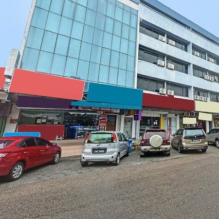 Oyo 90544 M&H Hotel Pengerang Dış mekan fotoğraf
