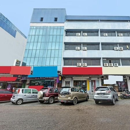 Oyo 90544 M&H Hotel Pengerang Dış mekan fotoğraf