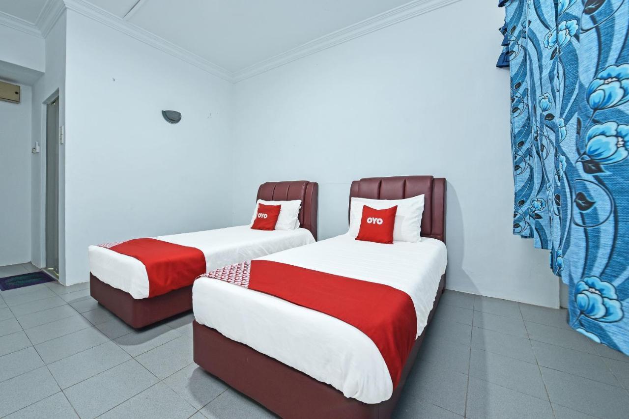 Oyo 90544 M&H Hotel Pengerang Dış mekan fotoğraf